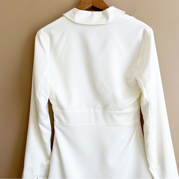 NWT TIGER MIST Ivory Cedar Dress Size Small Long Sleeve deep v-neckline - Picture 11 of 14